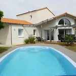 Oasis Les Jardins Des Sables D'olonne בית נופש