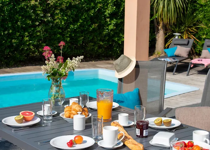 Oasis Les Jardins Des Sables D'olonne Üdülőközpont 3*