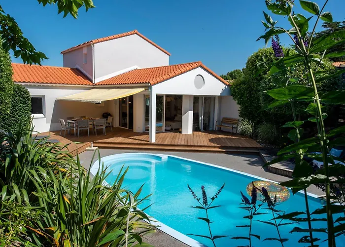 Resort Oasis Les Jardins Des Sables D'olonne 3*