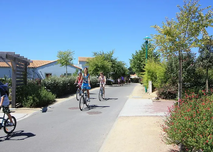 Oasis Les Jardins Des Sables D'olonne レ・サ​​ーブル・ドロンヌ