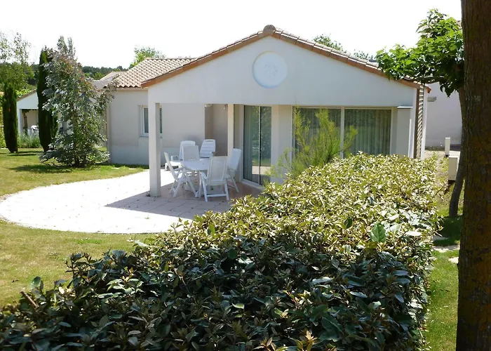 Oasis Les Jardins Des Sables D'olonne Üdülőközpont 3*