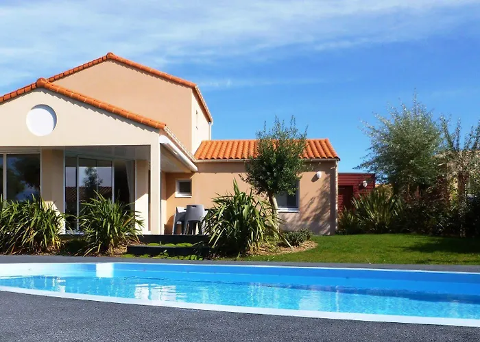 Oasis Les Jardins Des Sables D'olonne Üdülőközpont 3*